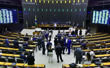 PEC das igrejas amplia imunidade e pode gerar R$ 50 bi em perdas