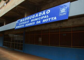 Estádio Madrugadão recebe jogos remarcados do Campeonato Municipal de Futebol de Base nesta terça (15) e quinta (17)