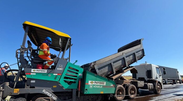 Terça-feira de melhorias: obras avançam em diferentes trechos da BR-163