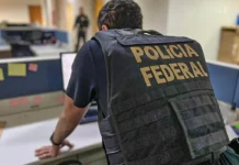 Mario Frias e produtora de Dark Horse são alvos de operação da PF